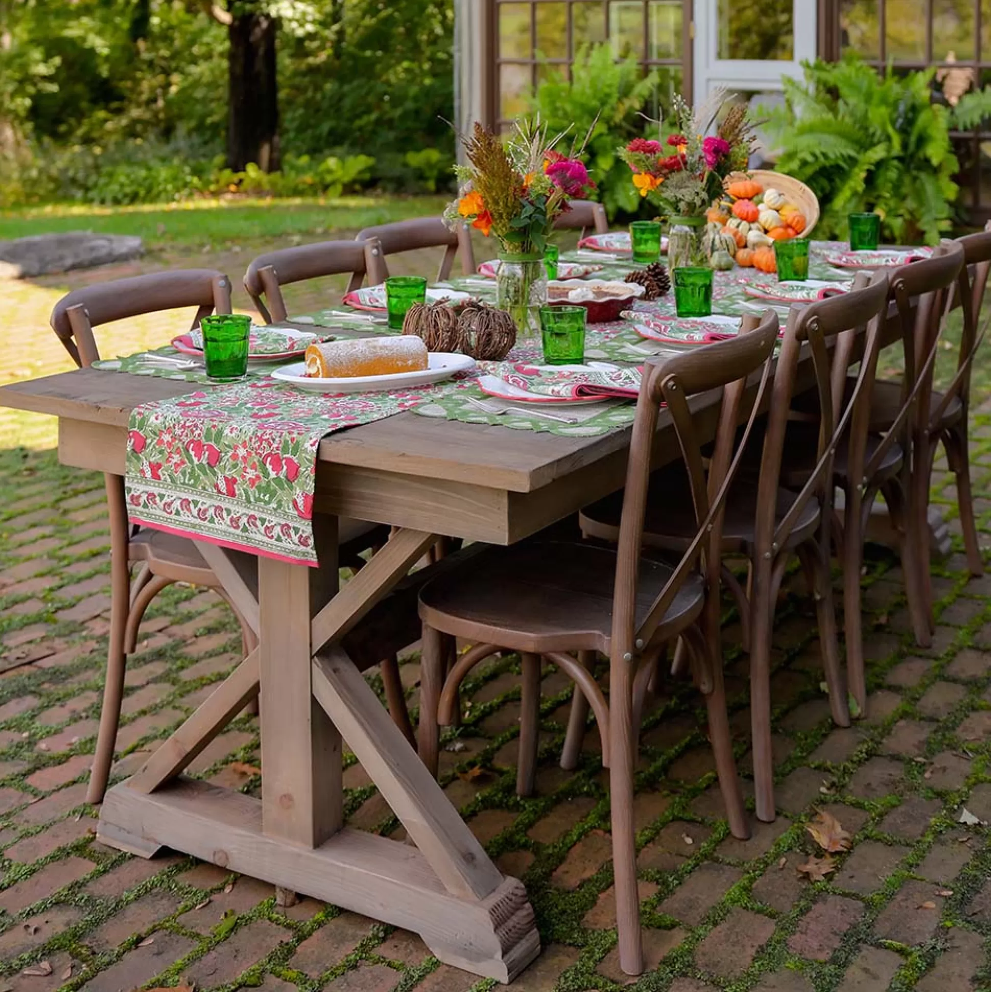 Pomegranate Inc. Table Runners*Autumn Orchard Table Runner