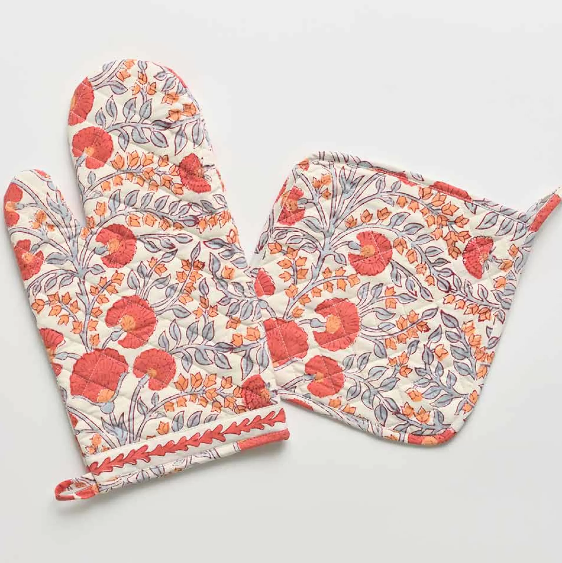 Pomegranate Inc. Oven Mitts*Cactus Flower Ivory Oven Mitt Set