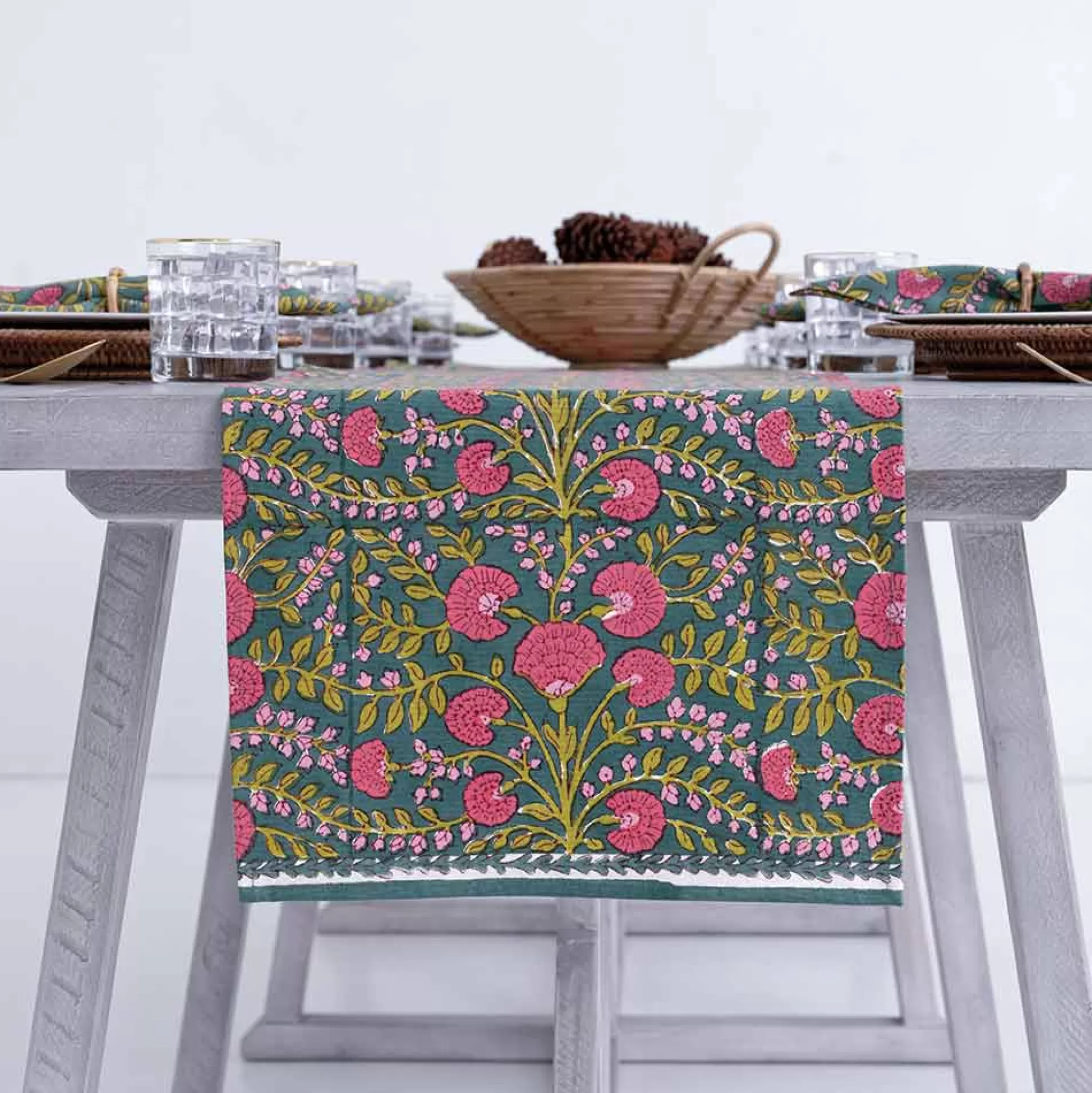 Pomegranate Inc. Table Runners*Cactus Flower Jade Table Runner