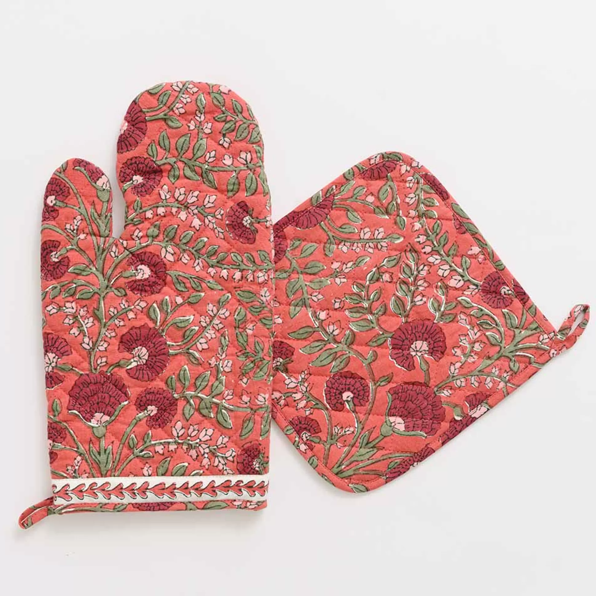 Pomegranate Inc. Oven Mitts*Cactus Flower Red Oven Mitt Set