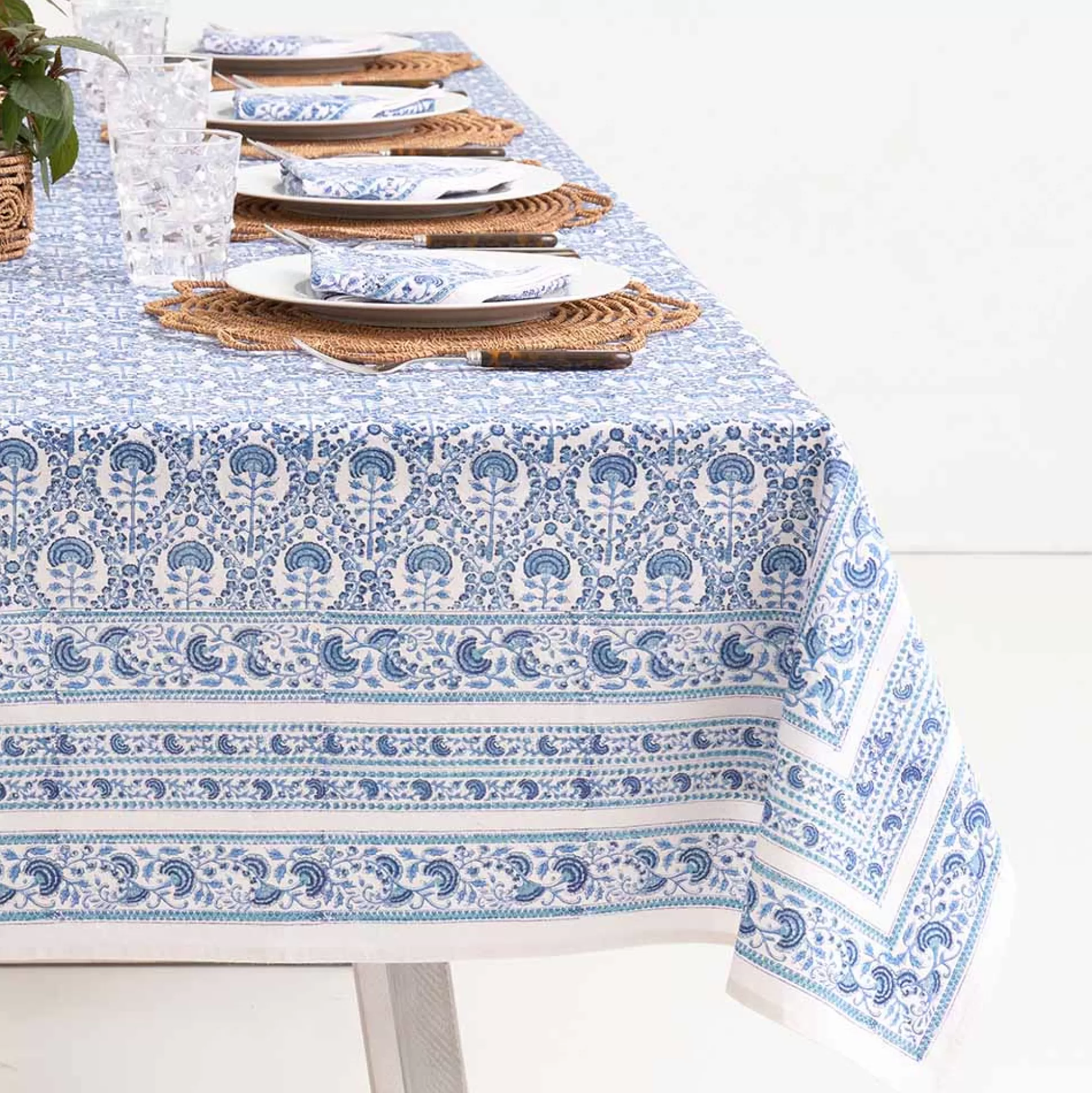 Pomegranate Inc. Tablecloths*Caroline Blue Tablecloth