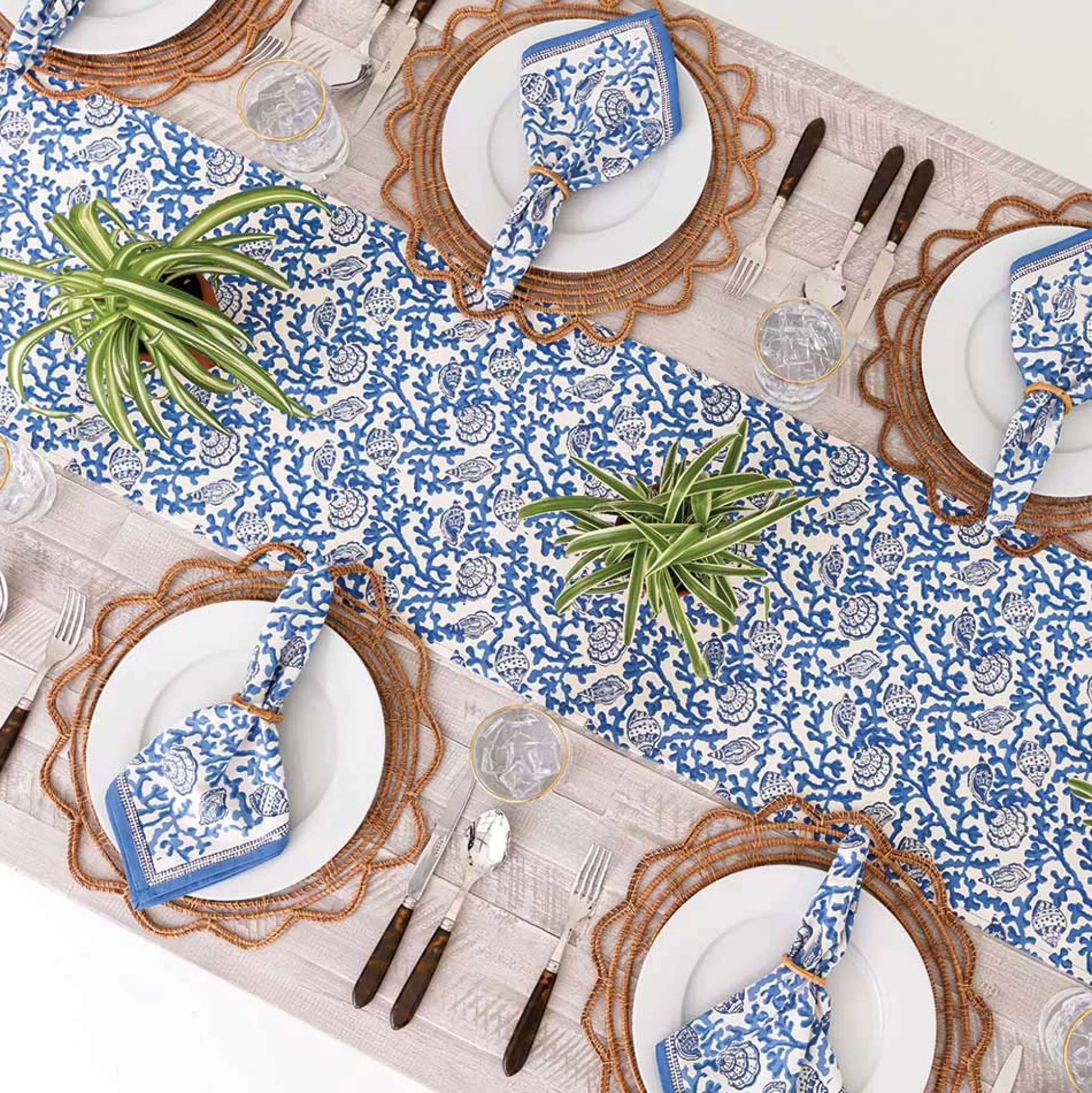 Pomegranate Inc. Table Runners*Coral & Shell Blue Table Runner