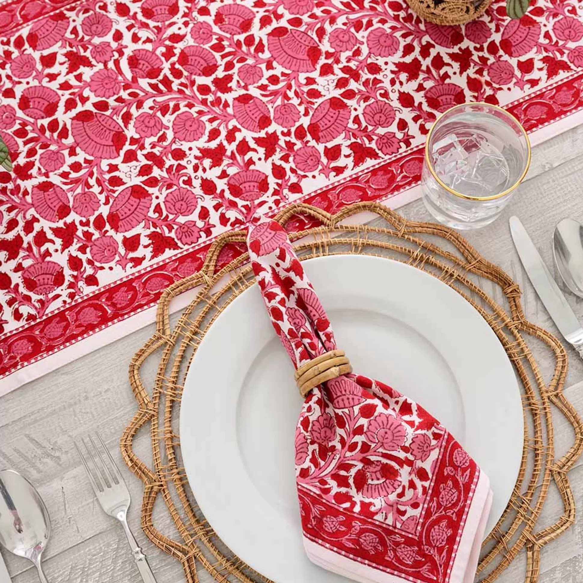 Pomegranate Inc. Table Runners*Crimson Blossom Table Runner