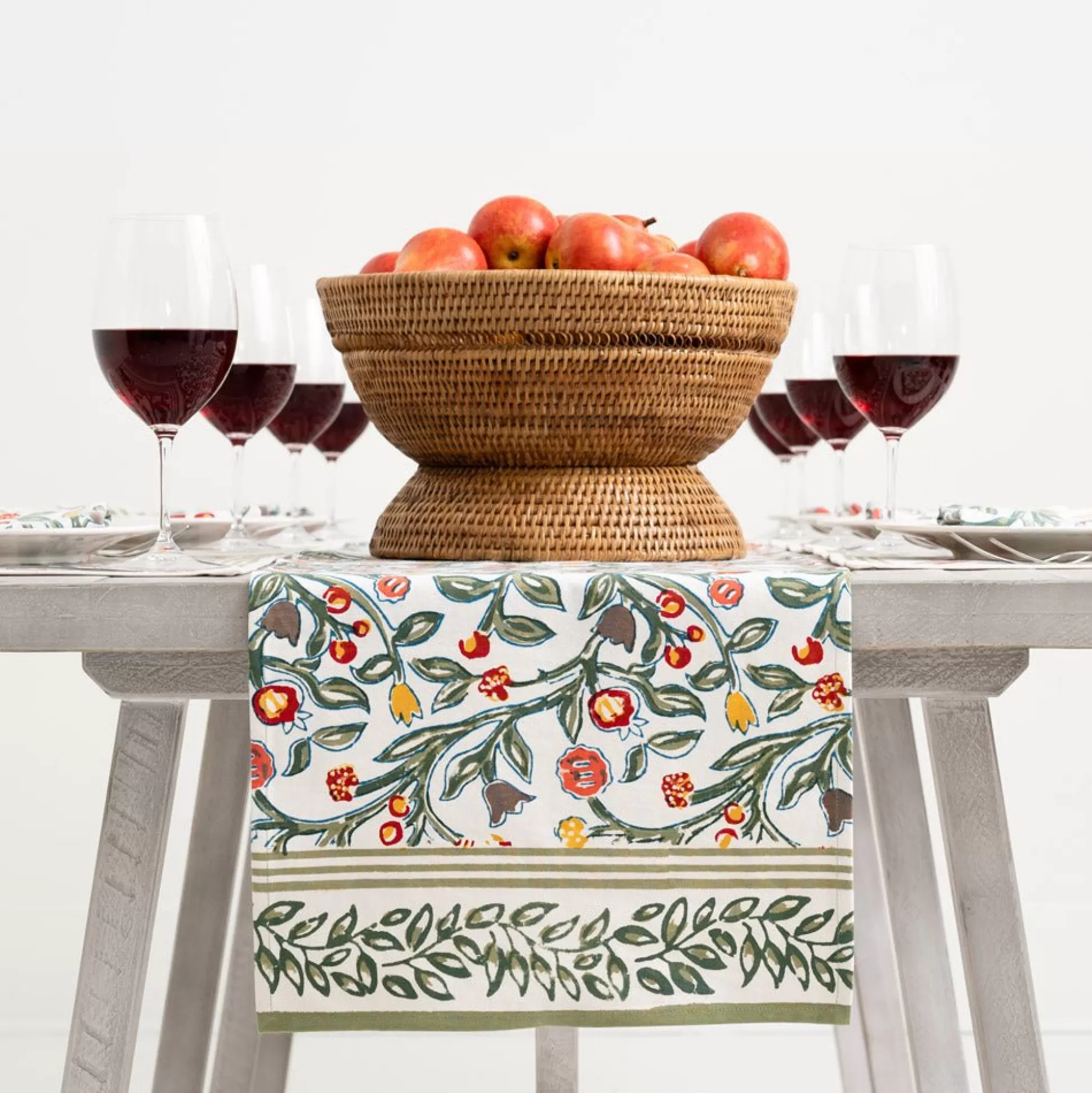 Pomegranate Inc. Table Runners*Emma Crimson & Clover Table Runner