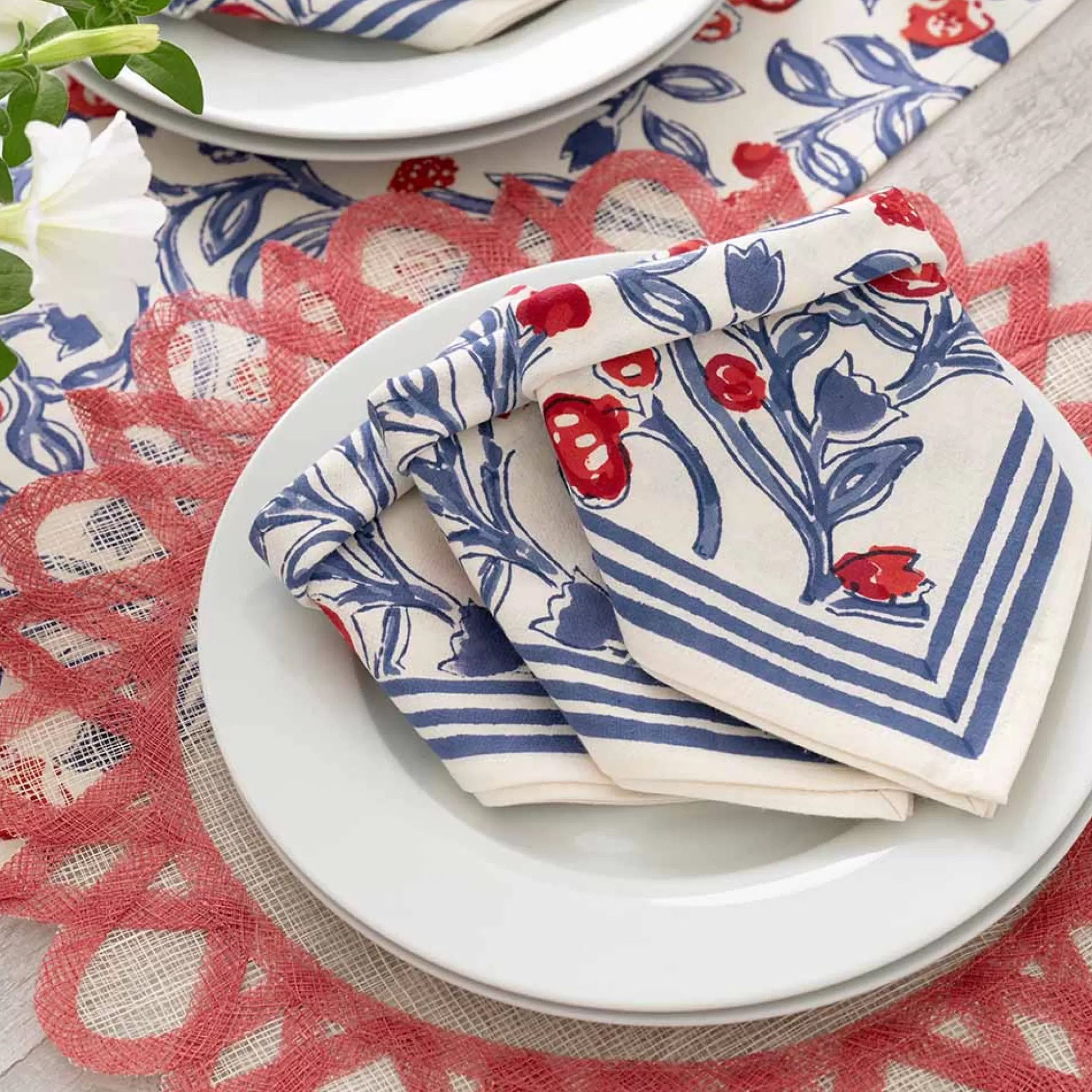 Pomegranate Inc. Napkins*Emma Red & Blue Napkin | Set Of 4