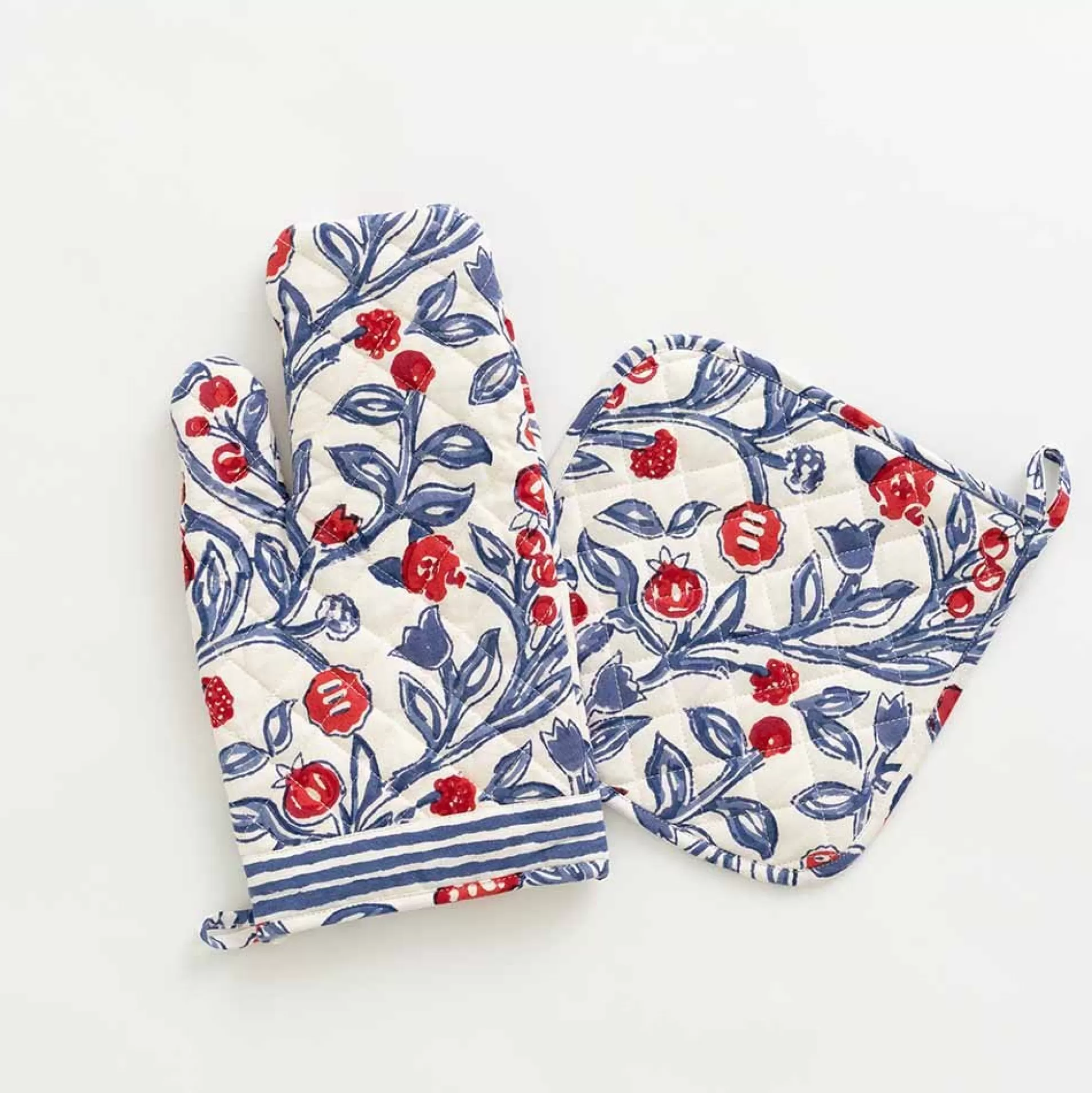 Pomegranate Inc. Oven Mitts*Emma Red & Blue Oven Mitt Set