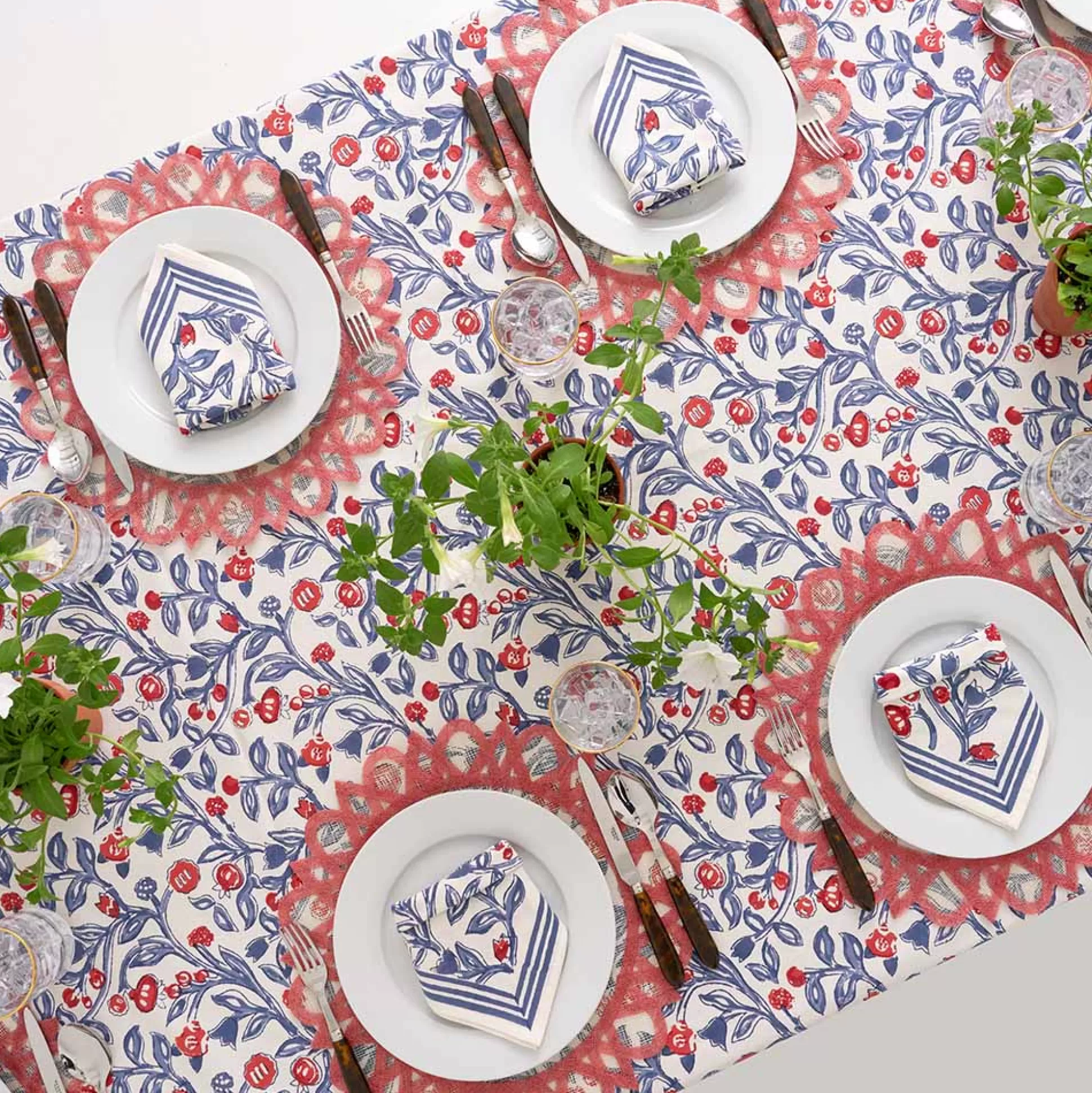 Pomegranate Inc. Tablecloths*Emma Red & Blue Tablecloth