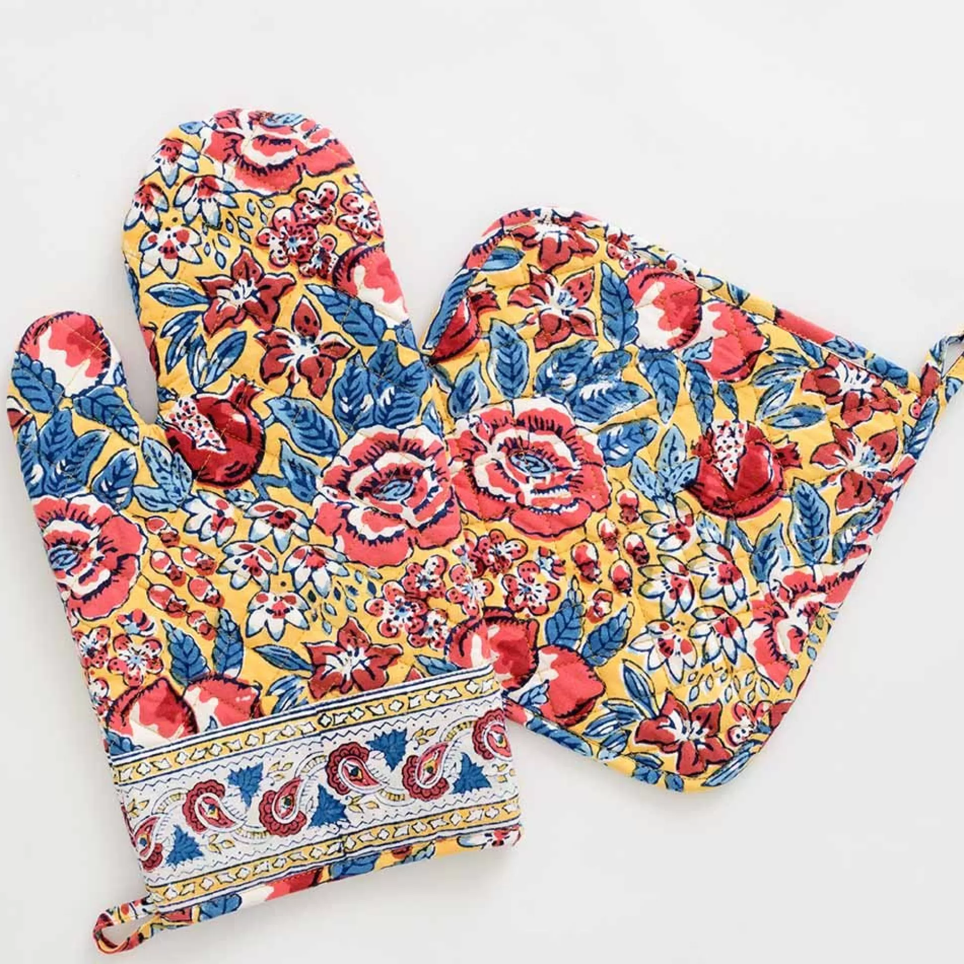 Pomegranate Inc. Oven Mitts*Golden Orchard Oven Mitt Set