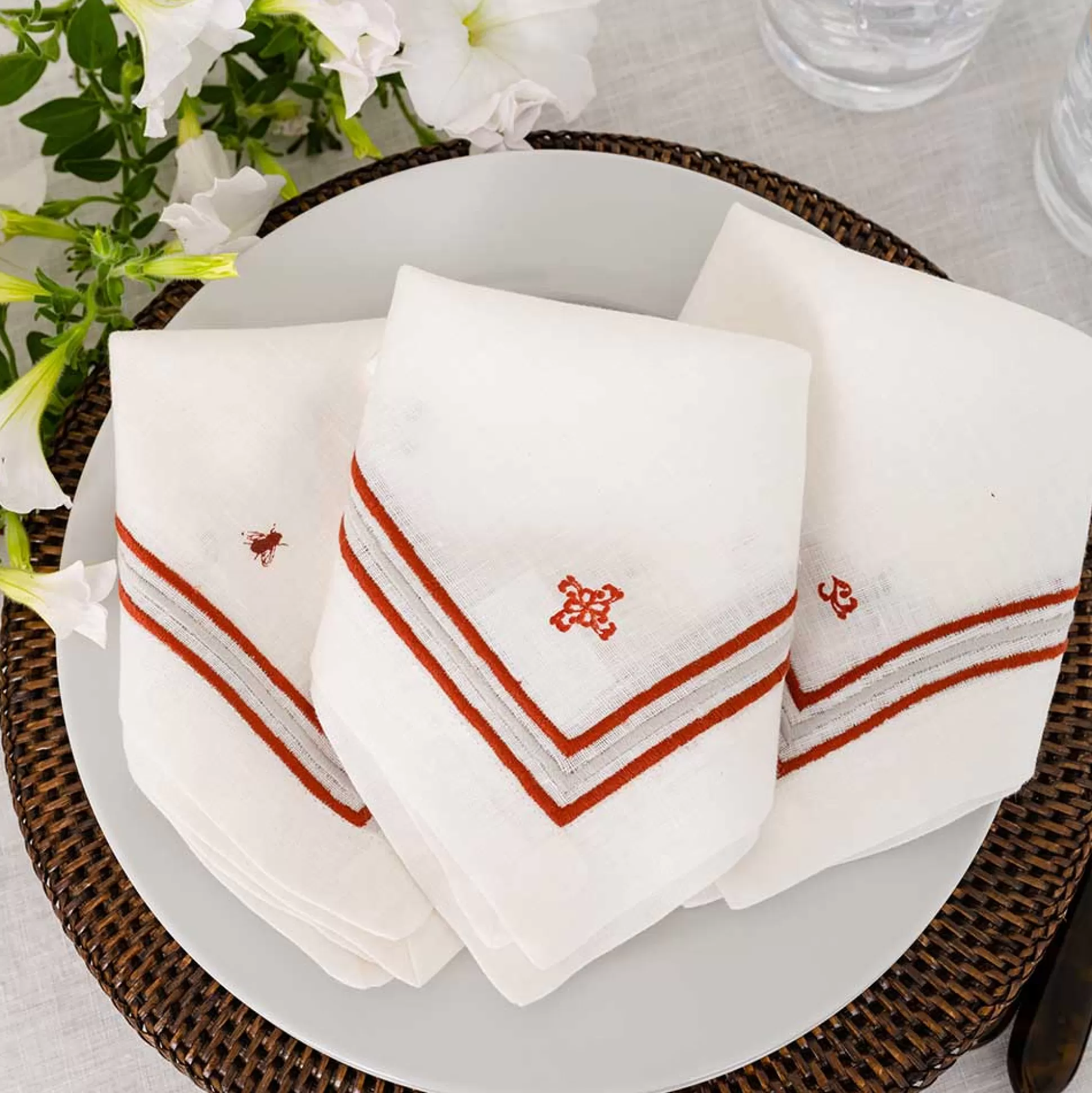 Pomegranate Inc. Natural Fiber Placemats*India Hicks Home Antique Brown Rattan Charger | Set Of 4