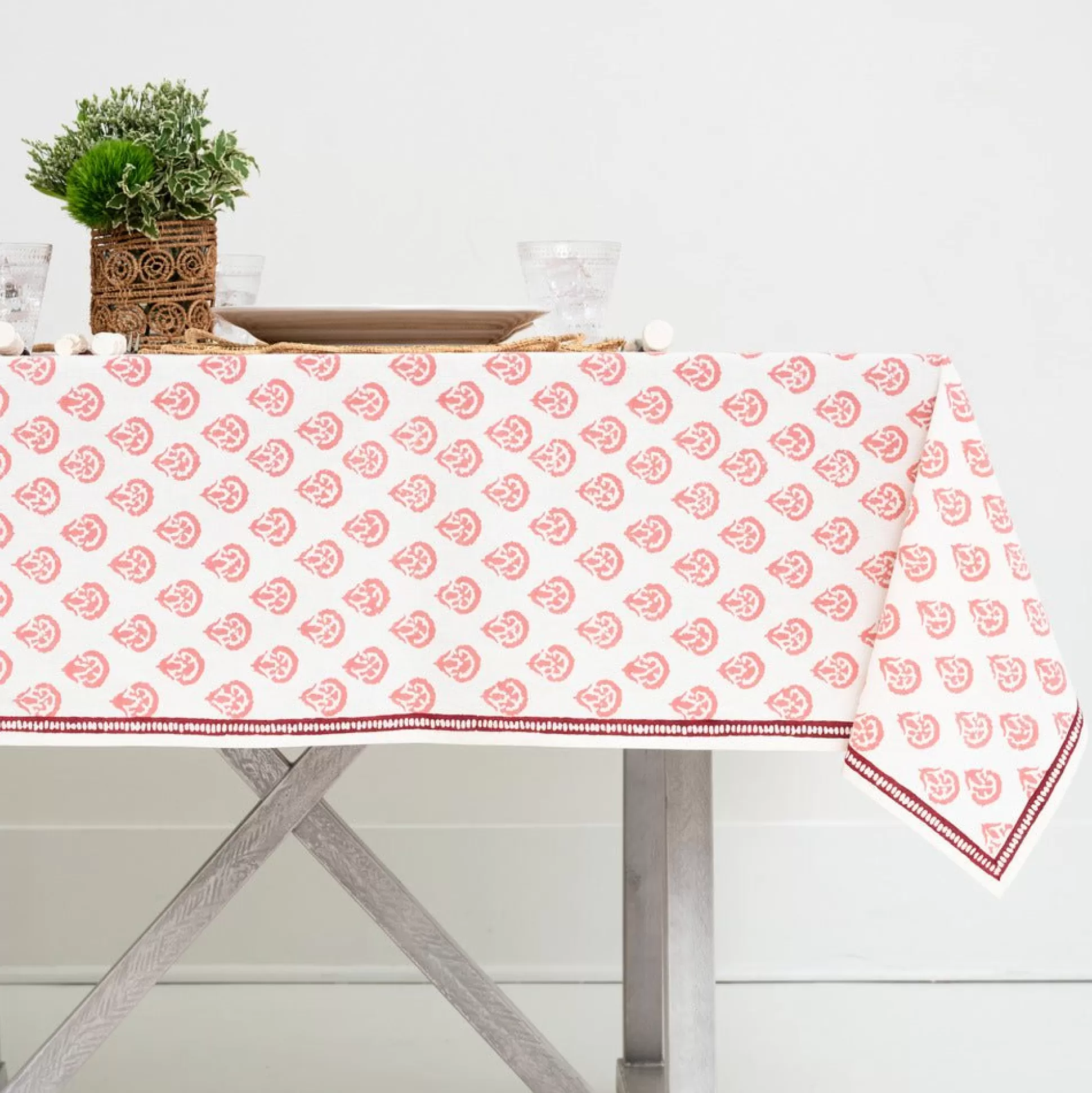 Pomegranate Inc. Tablecloths*India Hicks Home Carnation Blush Tablecloth