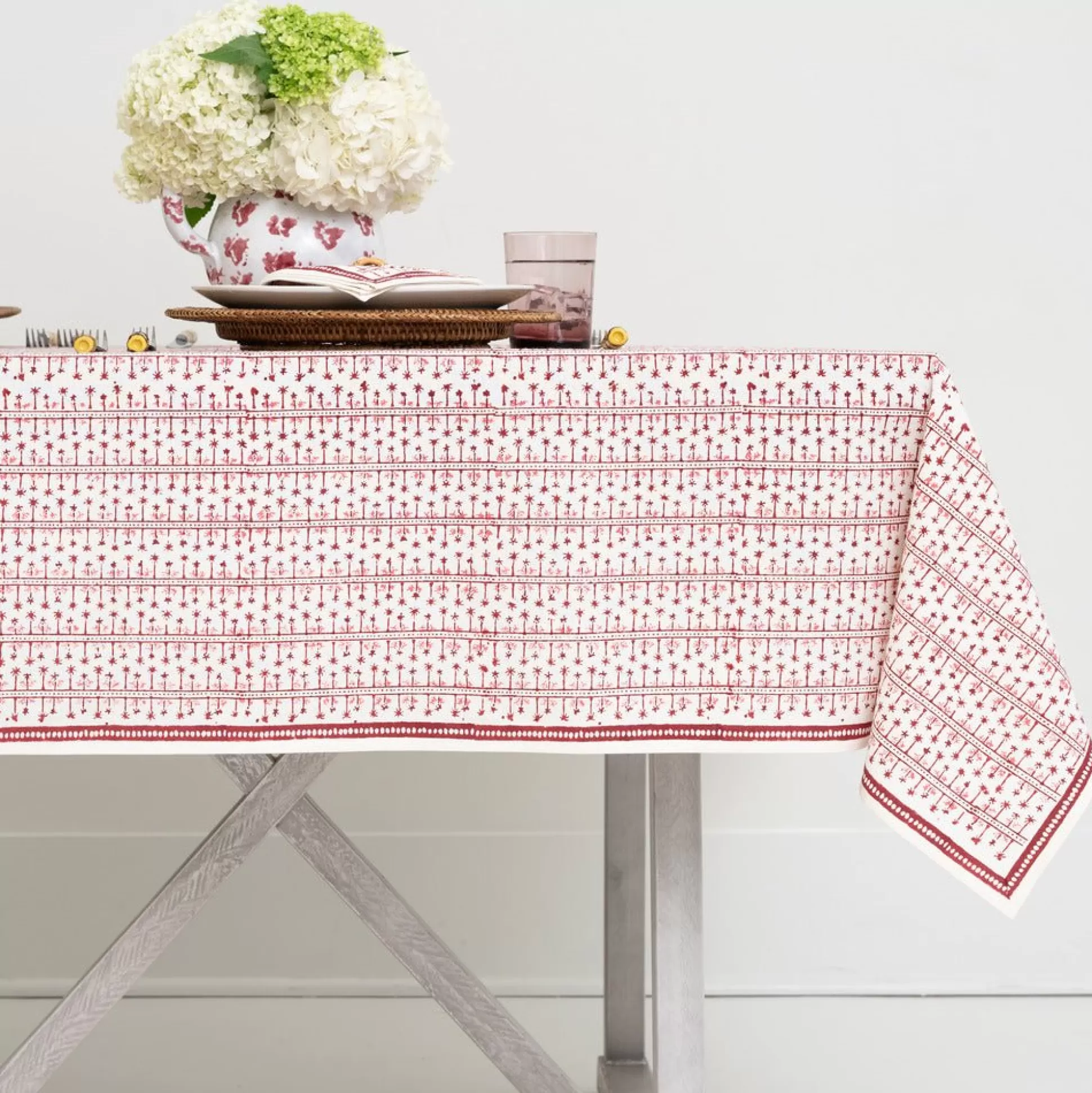 Pomegranate Inc. Tablecloths*India Hicks Home Palm Avenue Blush Tablecloth