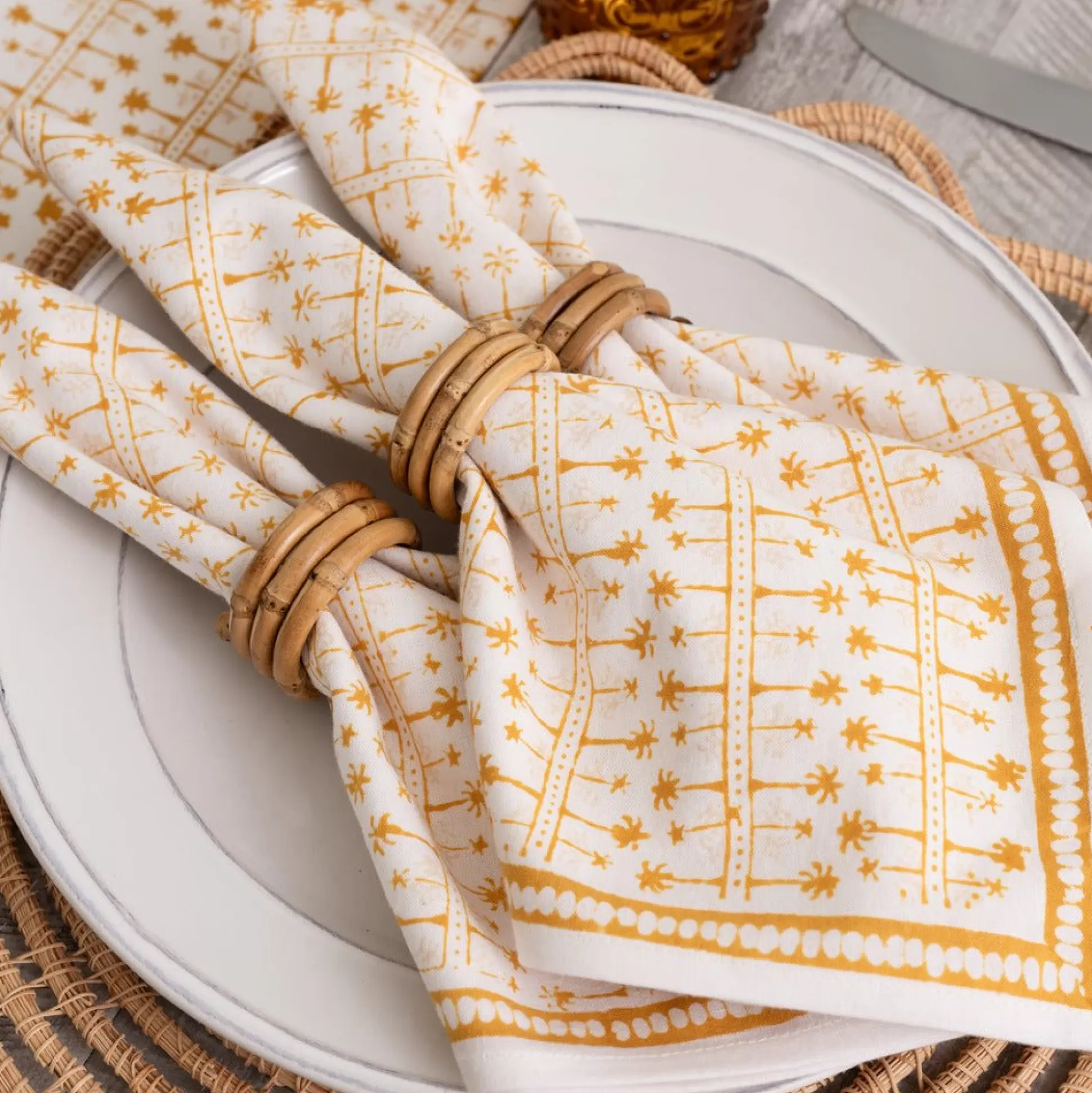 Pomegranate Inc. Napkins*India Hicks Home Palm Avenue Golden Napkin | Set Of 4