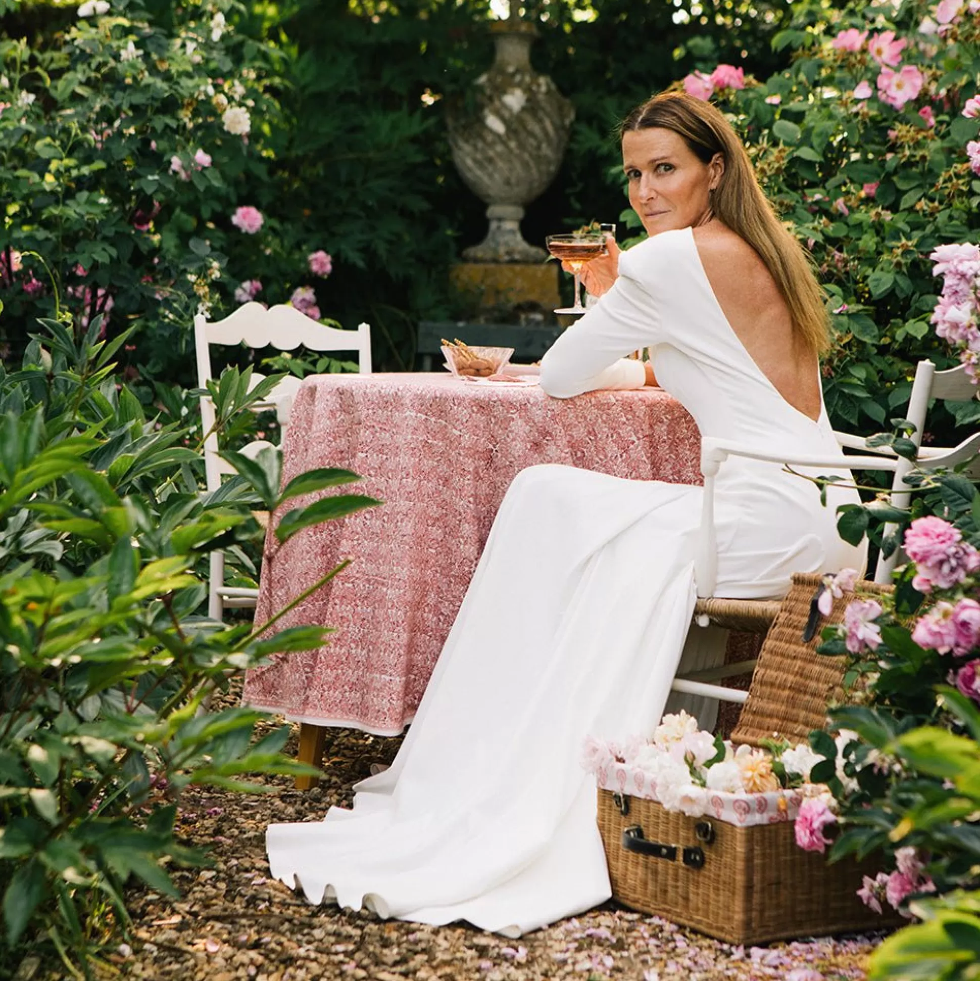 Pomegranate Inc. Tablecloths*India Hicks Home Seashell Blush Tablecloth