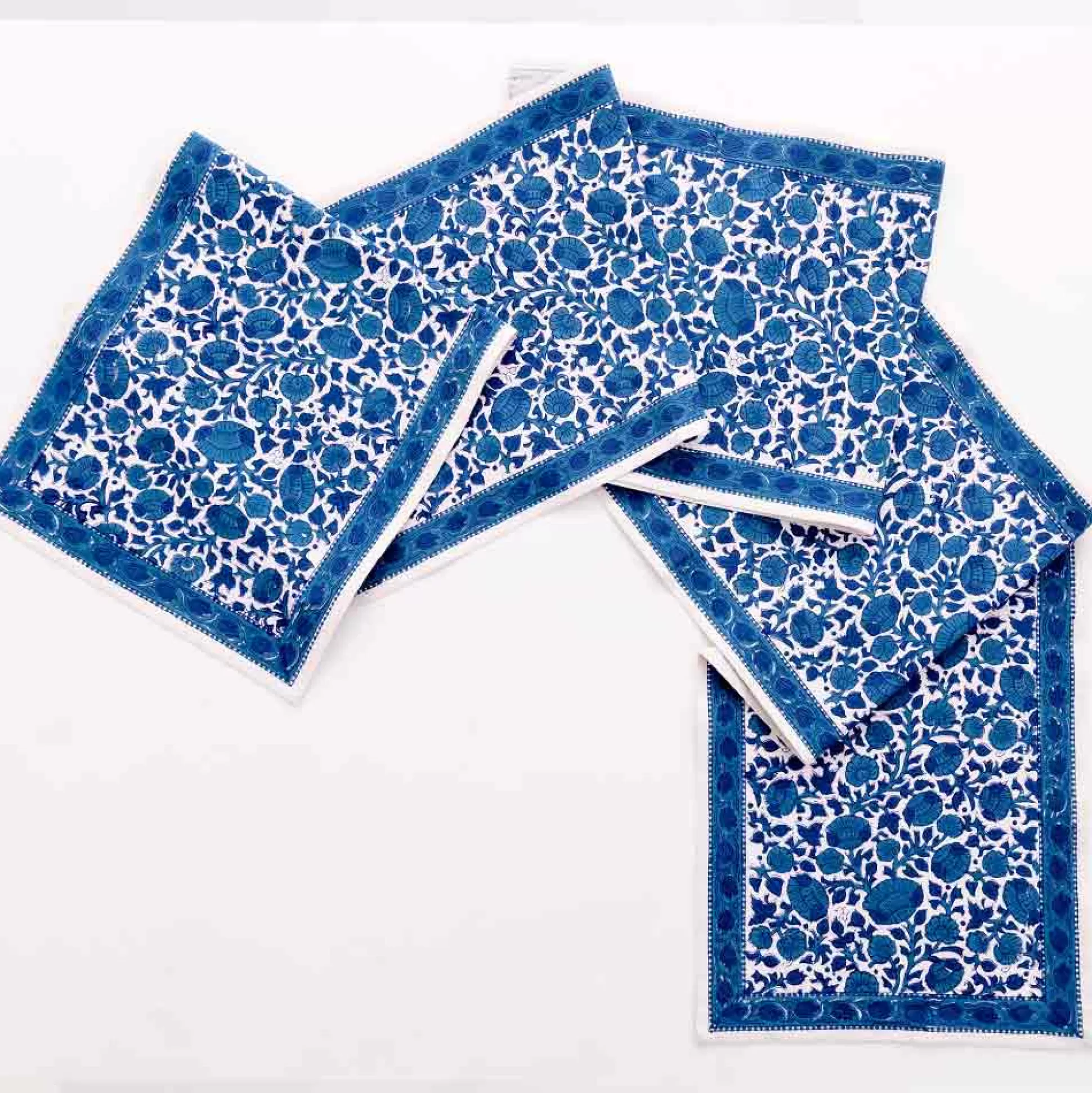 Pomegranate Inc. Table Runners*Indigo Blossom Table Runner