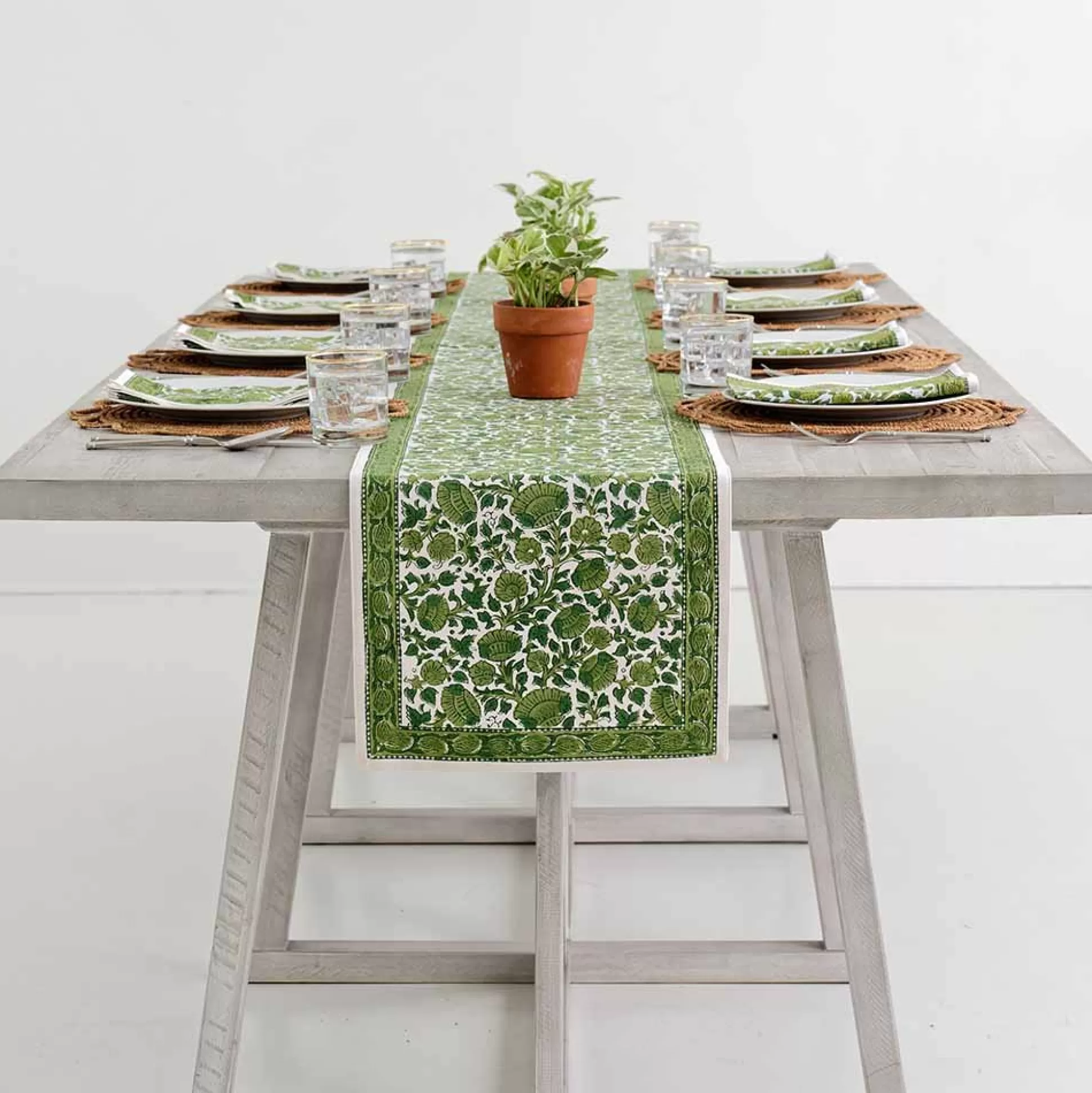 Pomegranate Inc. Table Runners*Jade Blossom Table Runner