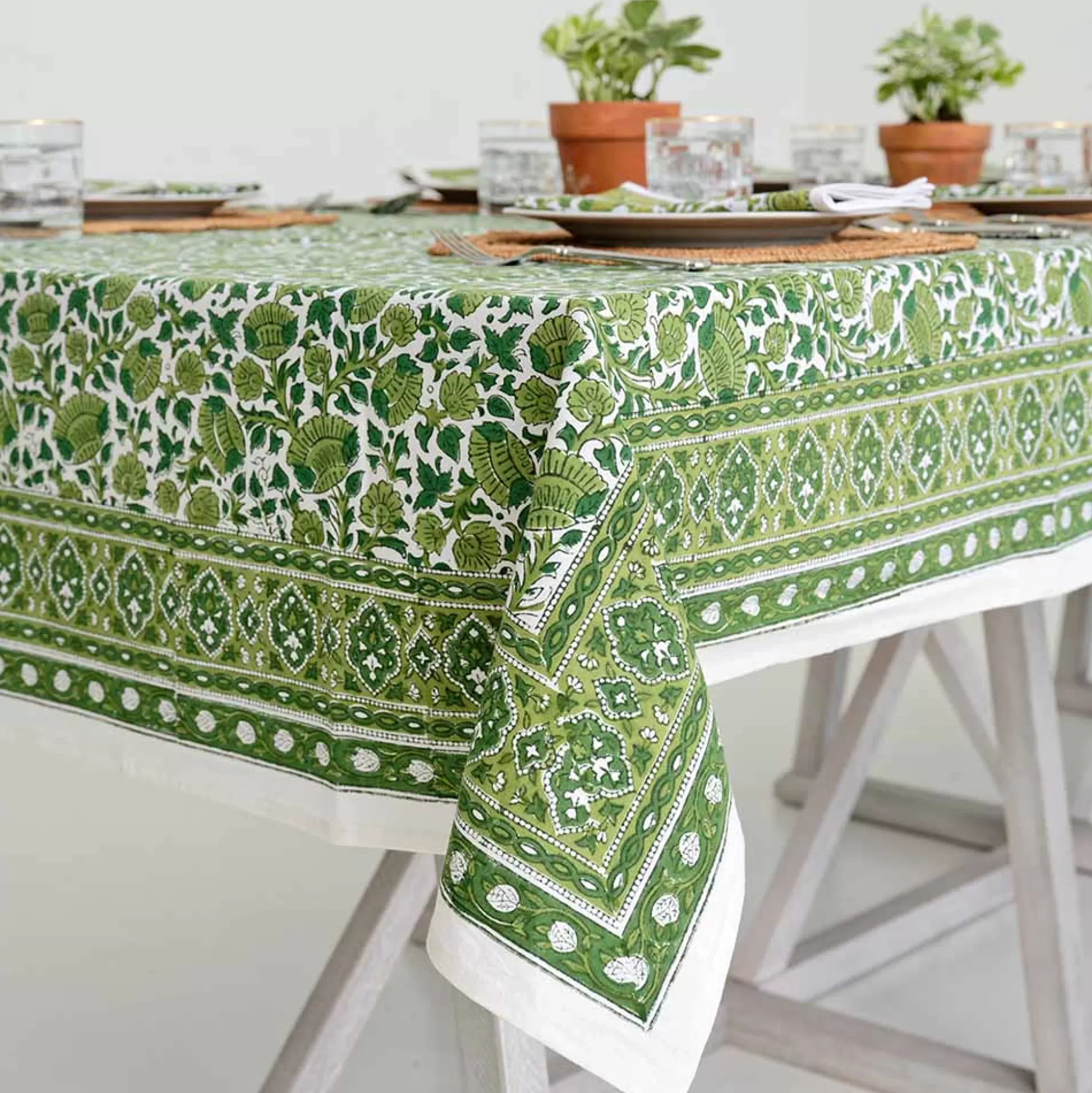 Pomegranate Inc. Tablecloths*Jade Blossom Tablecloth