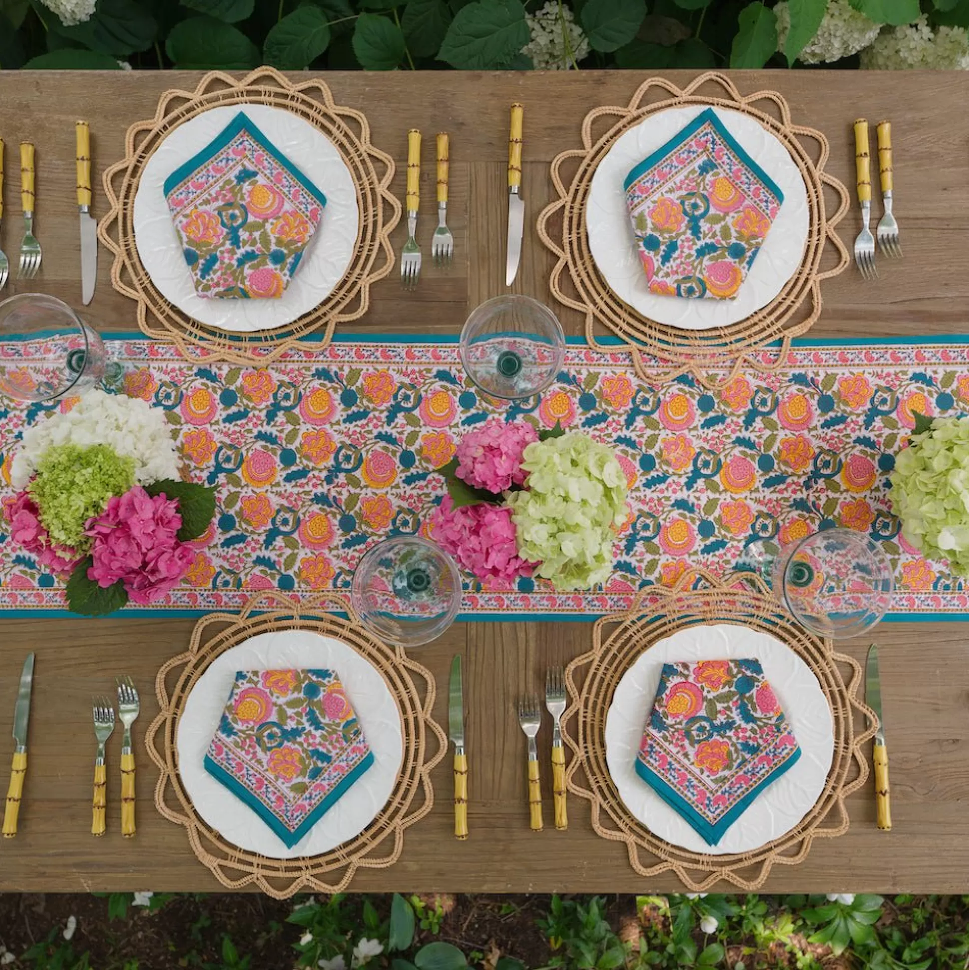 Pomegranate Inc. Table Runners*Jewel Blossom Table Runner