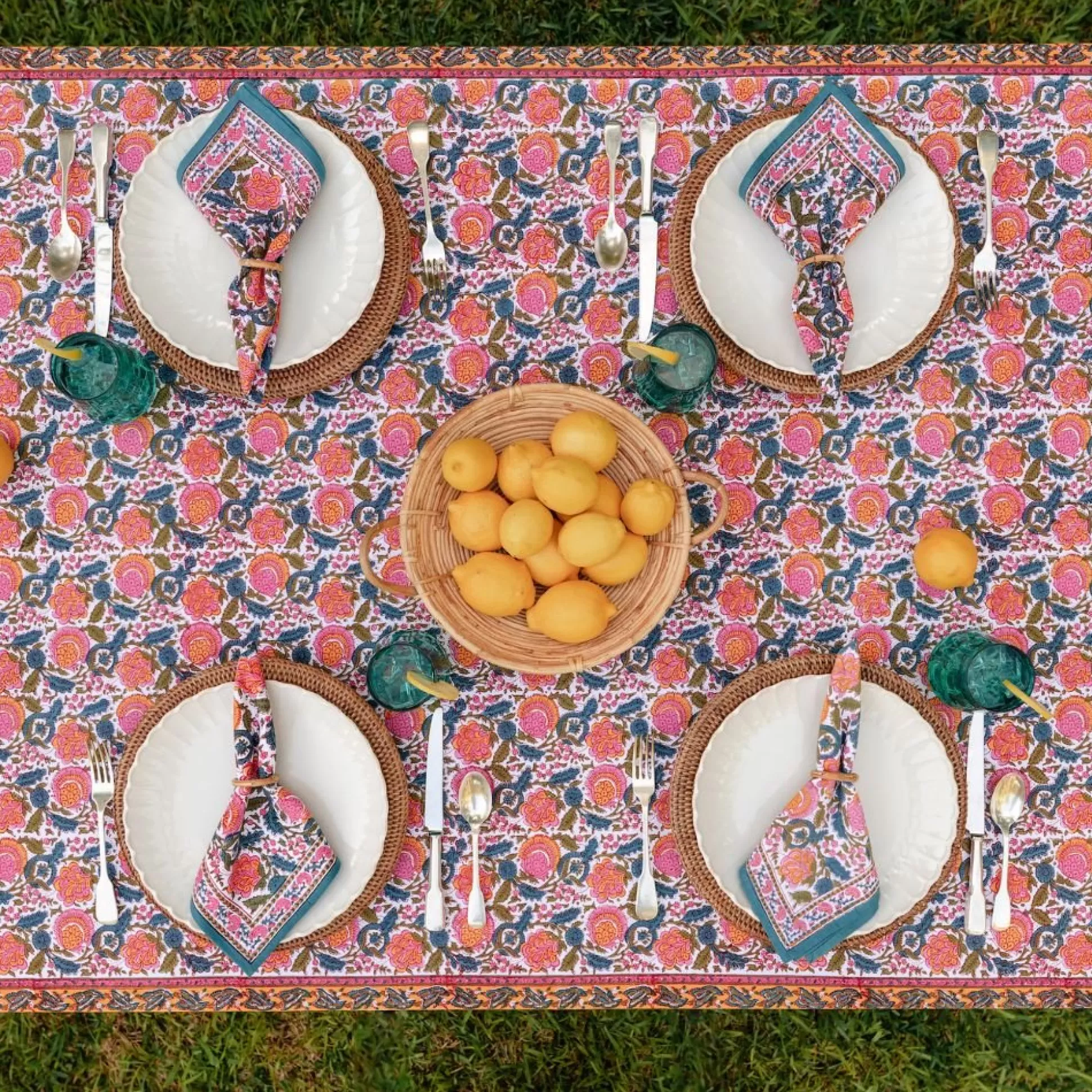 Pomegranate Inc. Tablecloths*Jewel Blossom Tablecloth