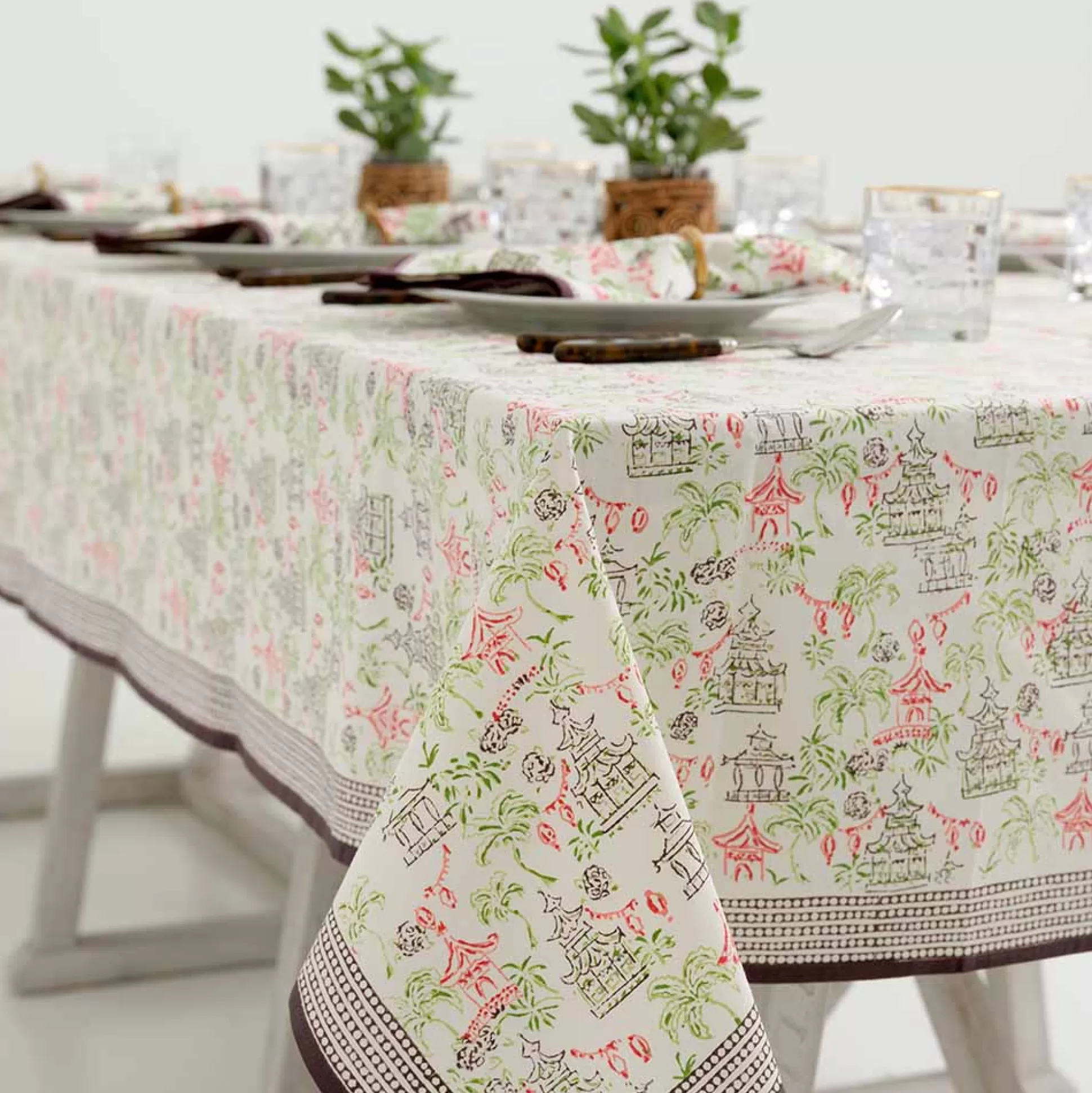 Pomegranate Inc. Tablecloths*Palms & Pagodas Brown Tablecloth