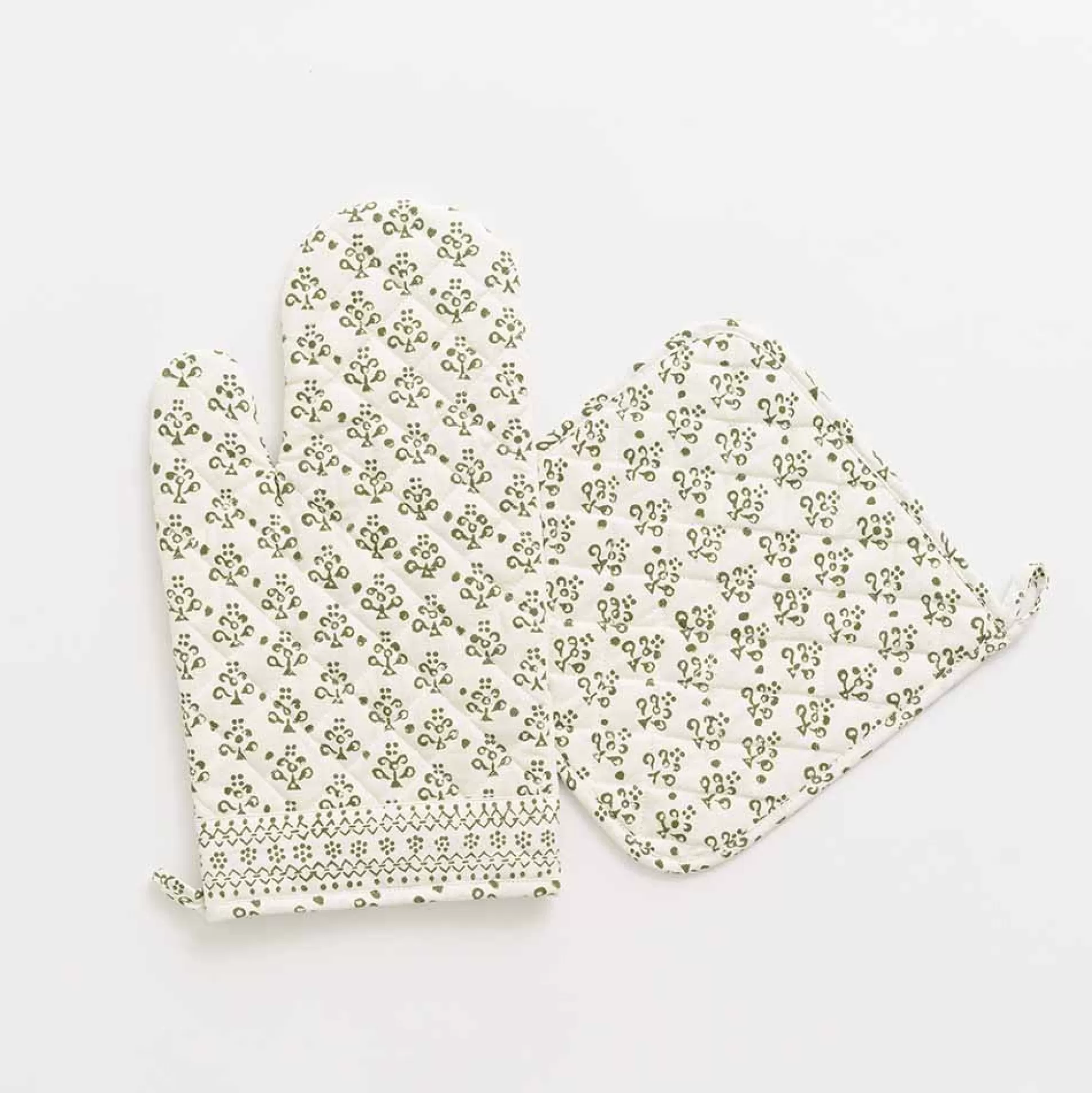 Pomegranate Inc. Oven Mitts*Phlox Green Oven Mitt Set