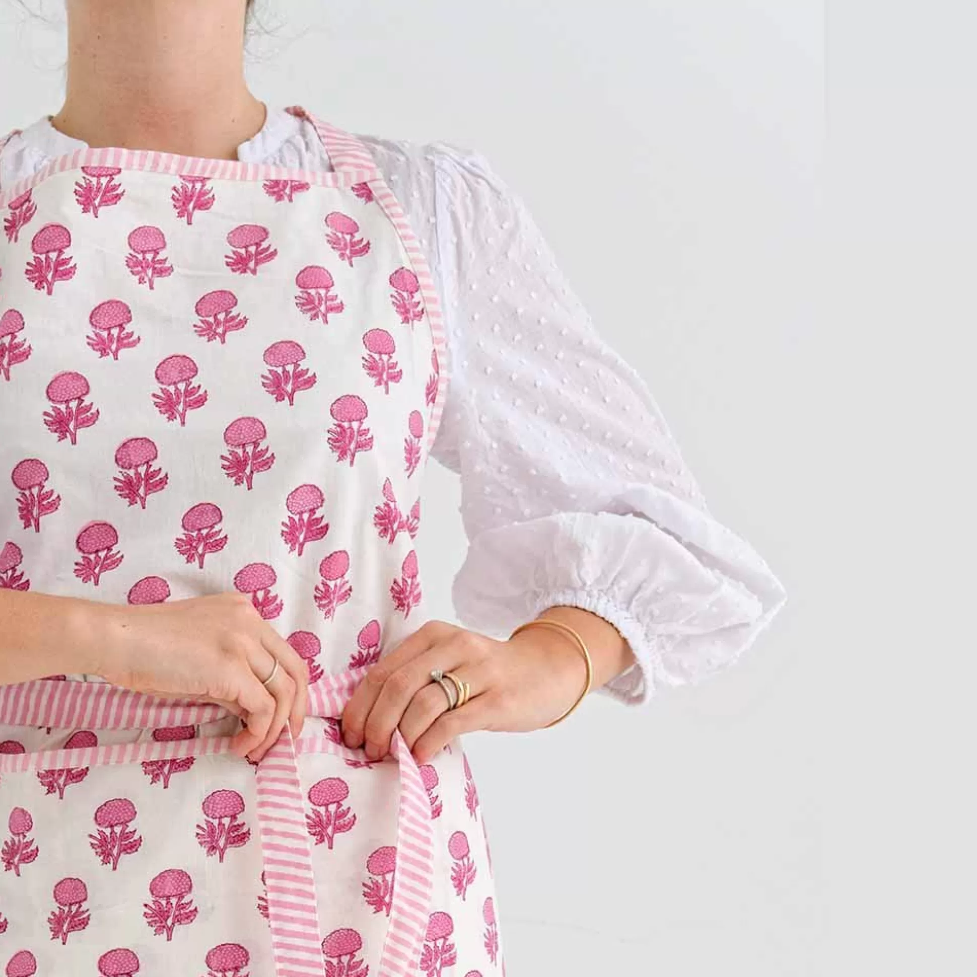 Pomegranate Inc. Aprons*Rose Apron