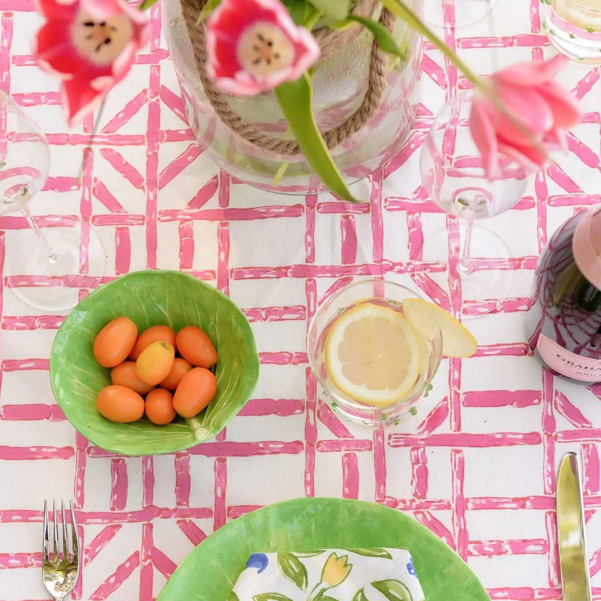 Pomegranate Inc. Tablecloths*Rose Bamboo Tablecloth