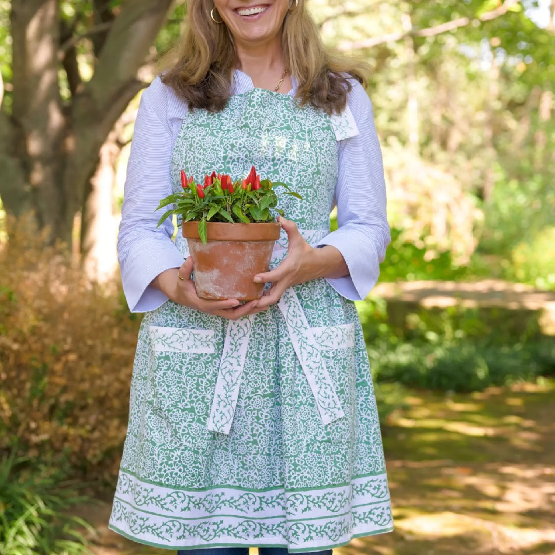 Pomegranate Inc. Aprons*Tapestry Green Apron