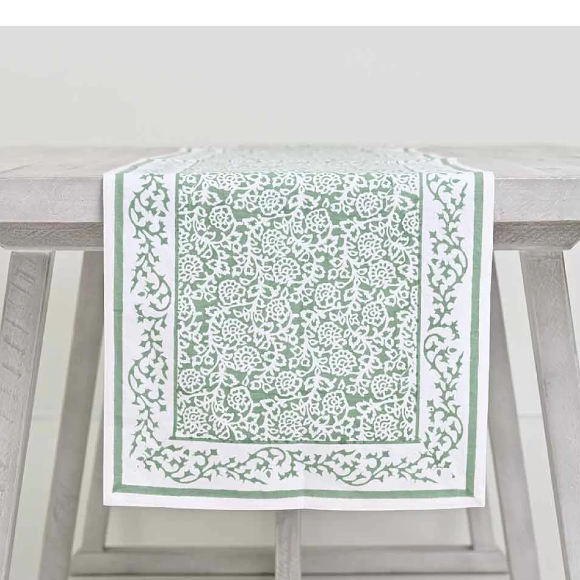 Pomegranate Inc. Table Runners*Tapestry Green Table Runner