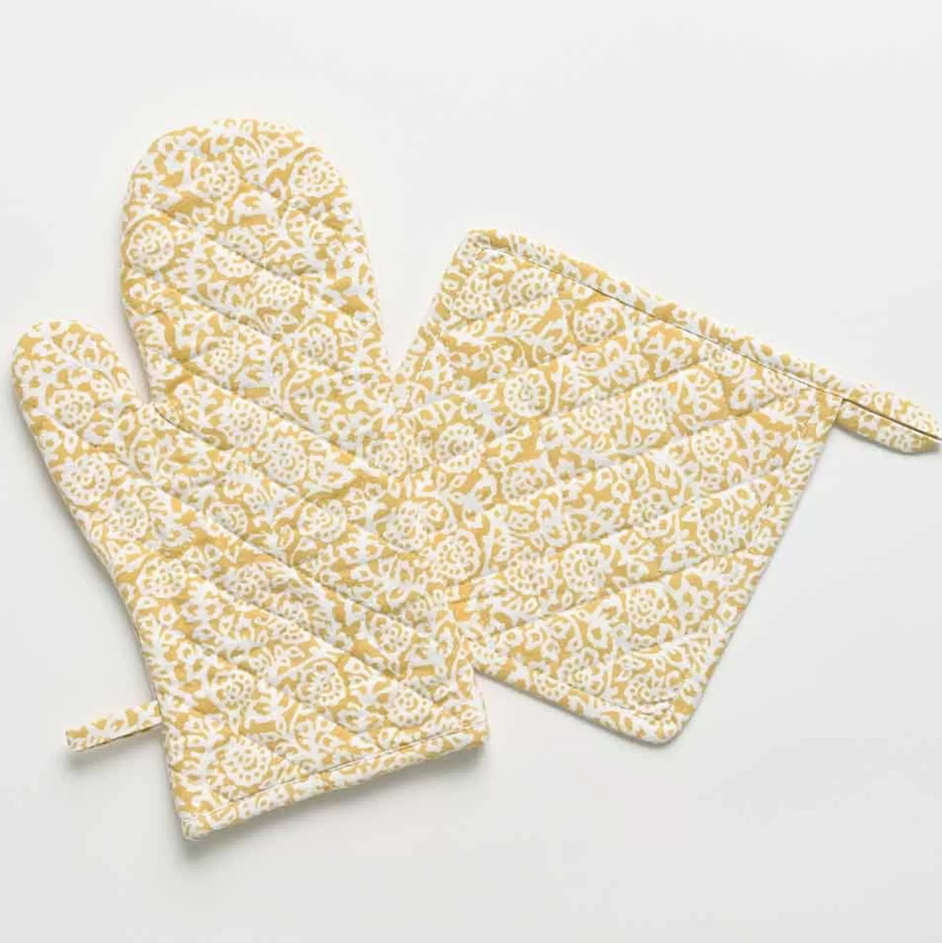 Pomegranate Inc. Oven Mitts*Tapestry Marigold Oven Mitt Set