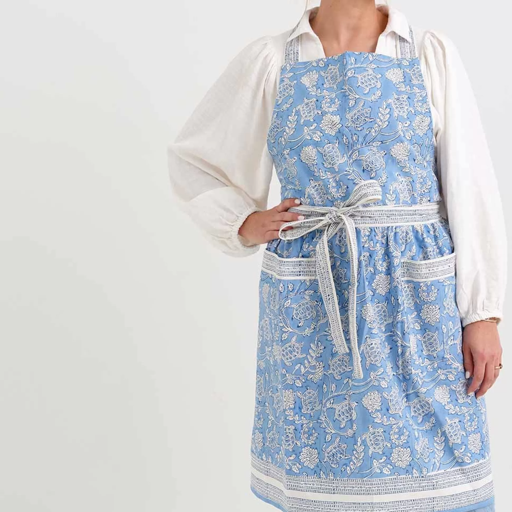 Pomegranate Inc. Aprons*Turtle Cove Apron