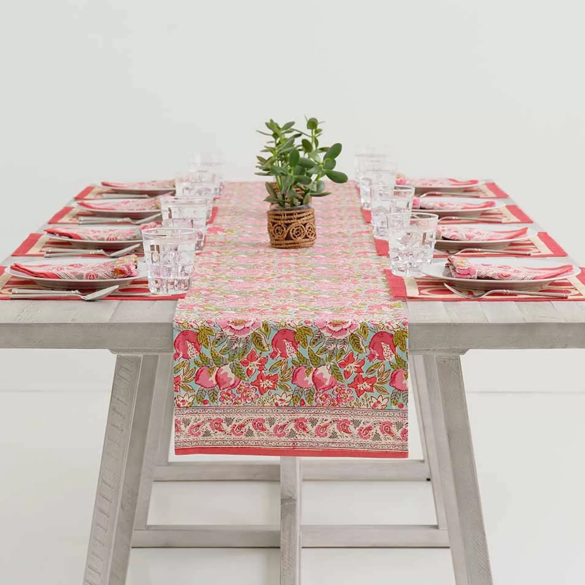 Pomegranate Inc. Table Runners*Wildflower Garden Table Runner